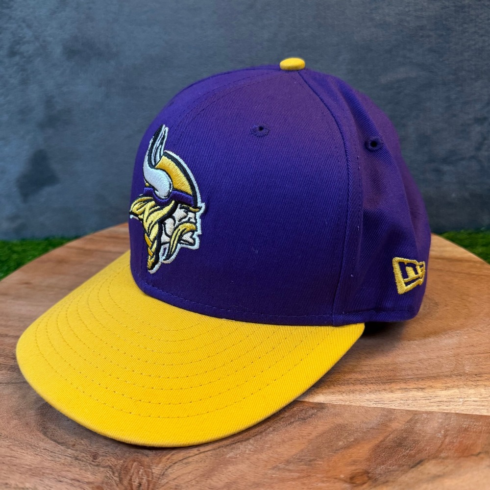 New Era 9FIFTY Minnesota Vikings Hat Mens Medium Large Purple Snapback NFC Logo